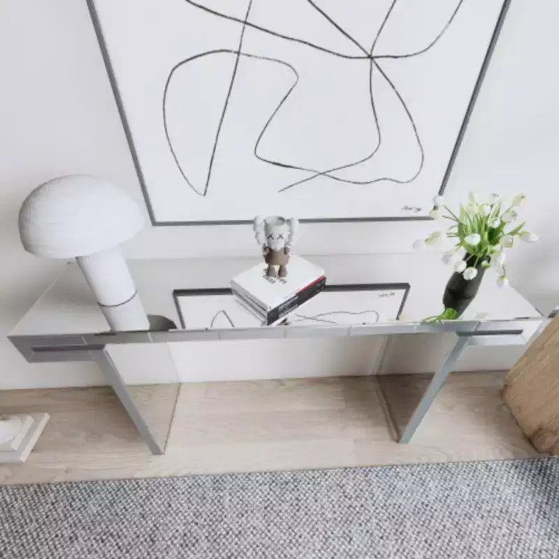 Console miroir avec des accents en verre cannelé