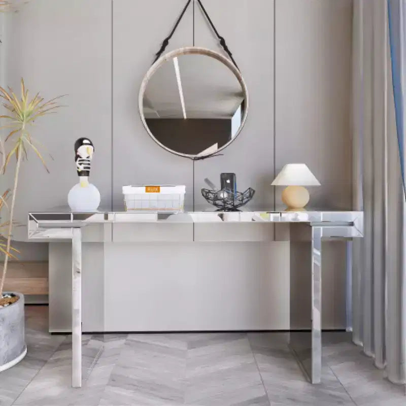 Console miroir avec des accents en verre cannelé