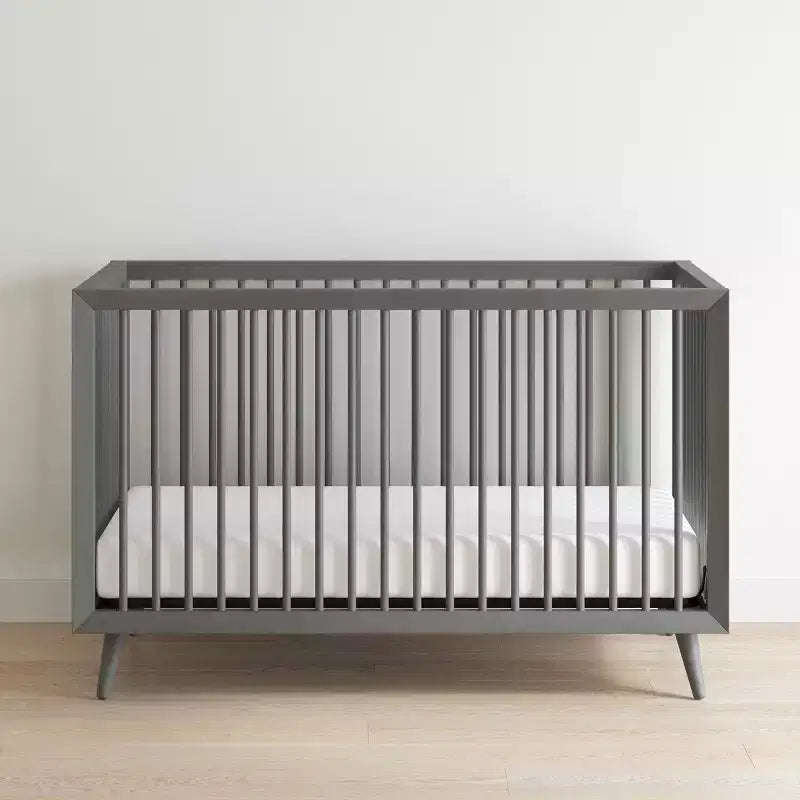 Lit de bébé convertible 4-en-1 Se transforme