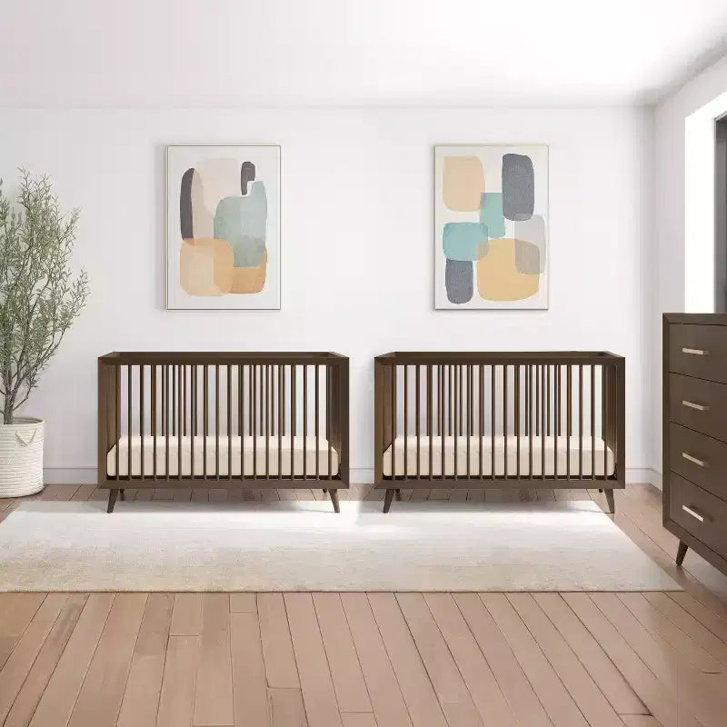 Lit de bébé convertible 4-en-1 Se transforme