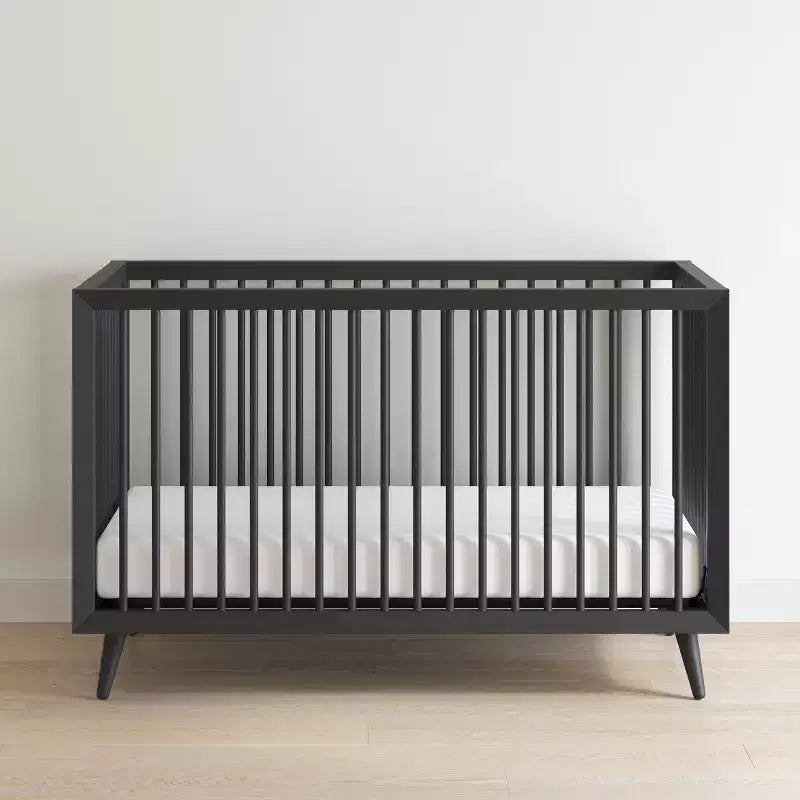 Lit de bébé convertible 4-en-1 Se transforme