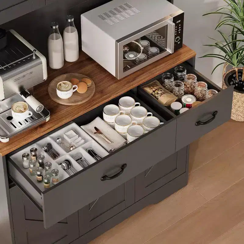 Armoire de garde-manger