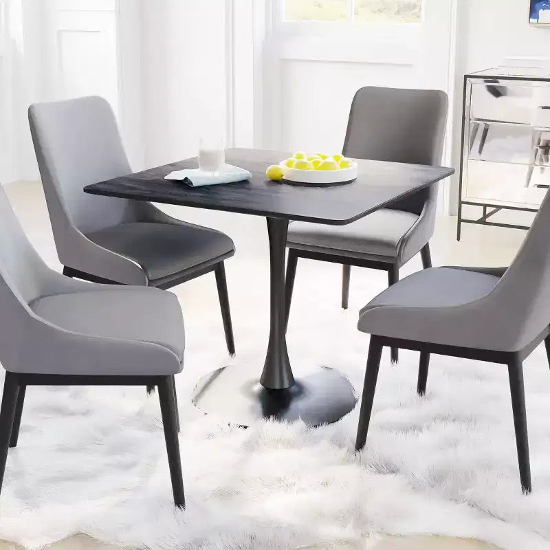 Table à manger noire