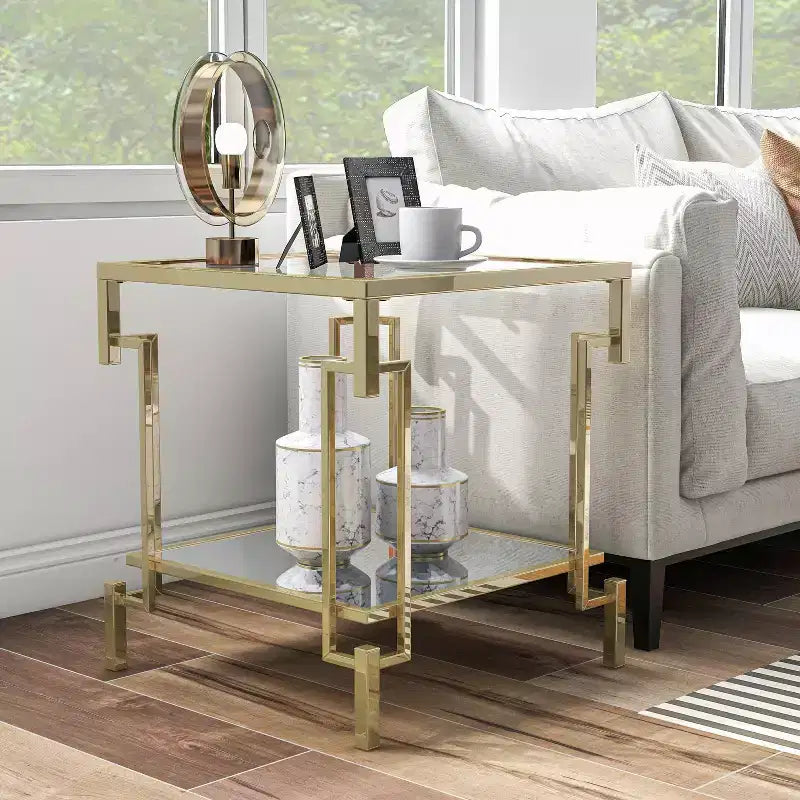 Table d'appoint contemporaine carrée à plateau en verre Champagne